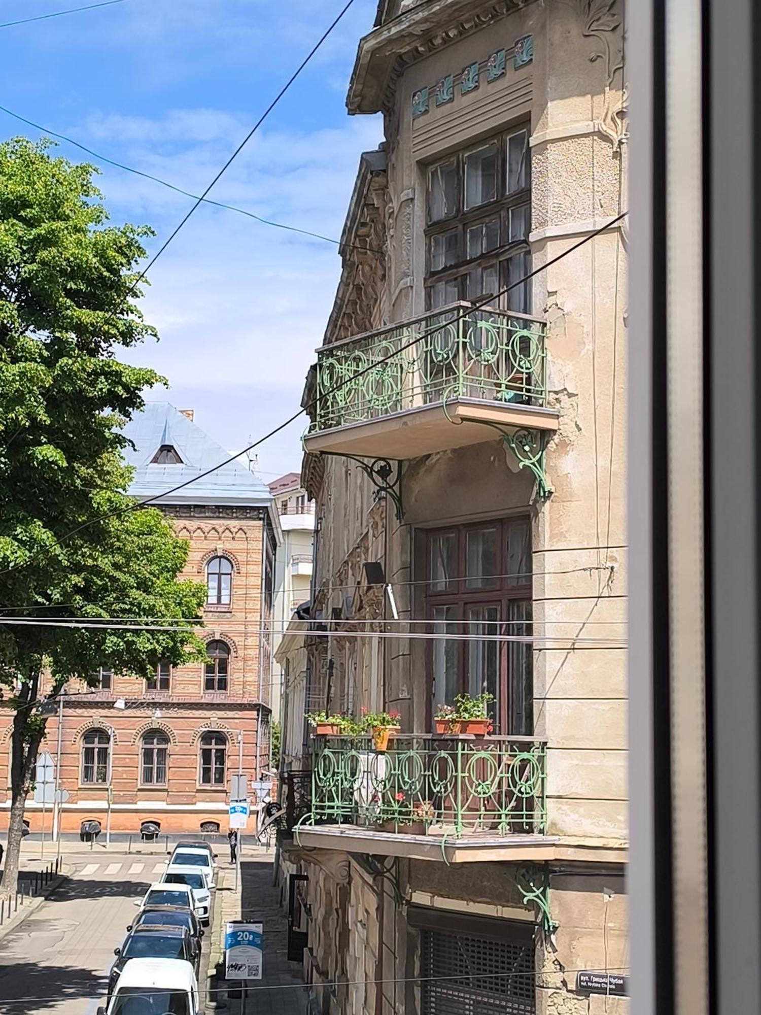 Апартаменти З Виглядом На Історичний Центр Львова Liov Exterior foto